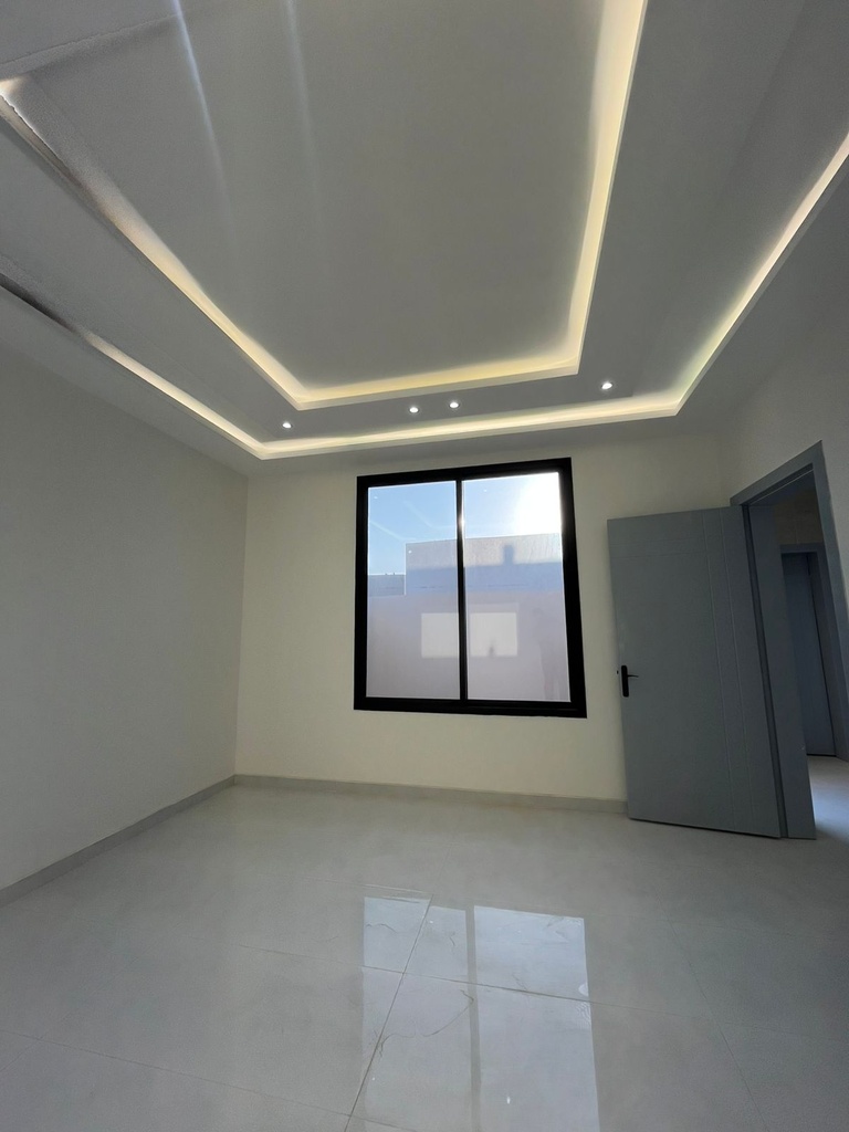 Villa for sale in Al Janadriyah — 300 m² — Image 15